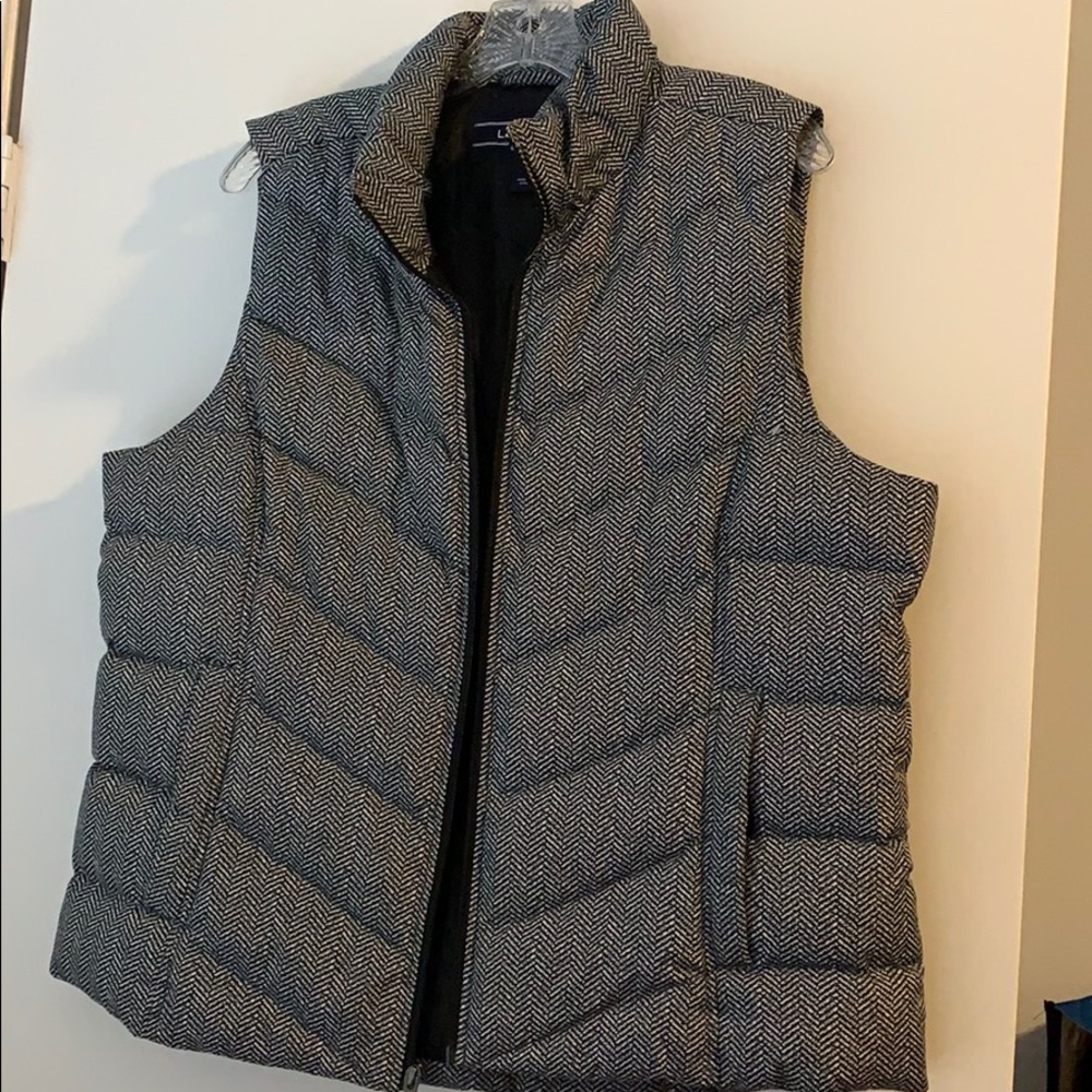 Land’s End Chevron-Print Puffer Vest - Size 18/XL
